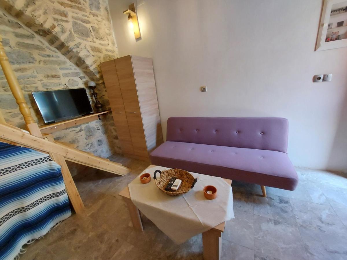 Appartamento Ήλιος Πατσακης Sými Esterno foto
